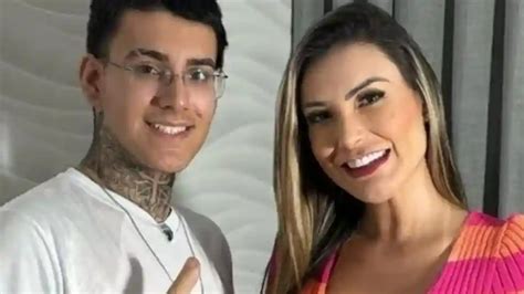 Vídeos Pornôs Com 1 Penis